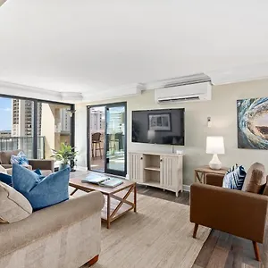 Expansive Lanai W/ Panoramic Views - Walk To Waikiki Beach Apartment Honolulu